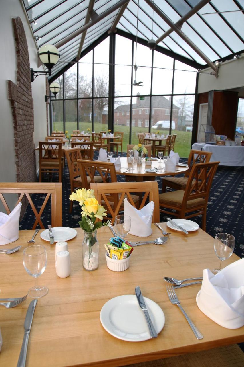Hermitage Park Hotel Coalville Εξωτερικό φωτογραφία